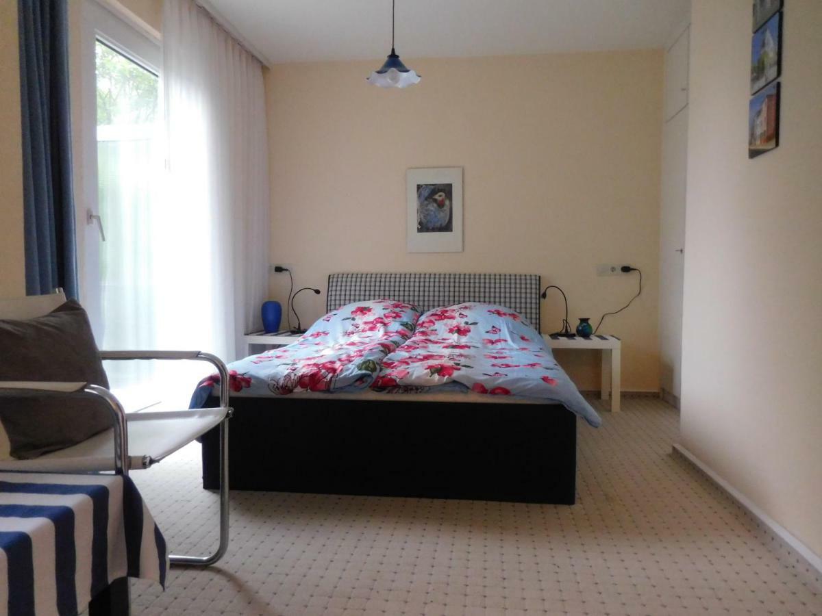 Pension/Bed And Breakfast Pangea Бад Лаутерберг Екстериор снимка